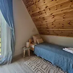 Sierplejs Hill - Przy Szlaku W Gorach Sowich Chalet *