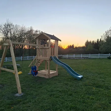 Sierplejs Hill - Przy Szlaku W Gorach Sowich Chalet *