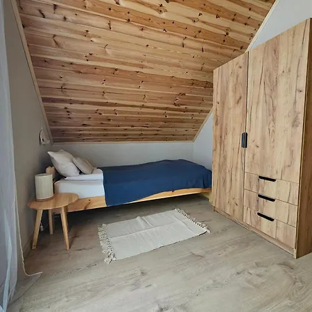 Sierplejs Hill - Przy Szlaku W Górach Sowich *