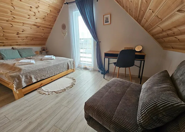 Sierplejs Hill - Przy Szlaku W Gorach Sowich * Sierpnica